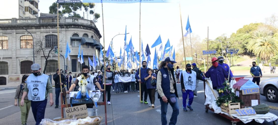 PADRE PEDRO: «SE PREDICA CON LAS OBRAS, CON LAS MANOS ABIERTAS»