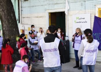 “LA POCHI”: INAUGURAN PELUQUERÍA DE LA ECONOMÍA POPULAR EN LA BOCA